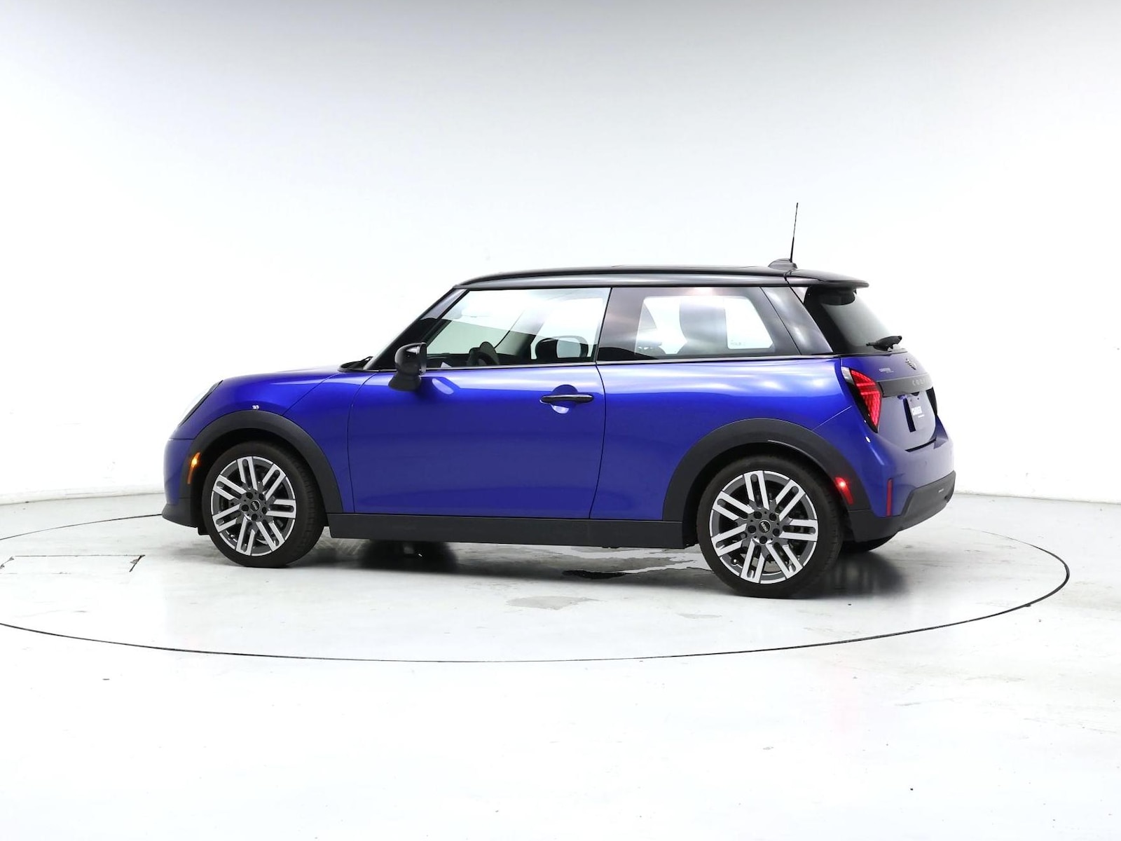 mini hardtop 2 door 2025 WMW13GD09S2W72982 image mini hardtop 2 door 2025 WMW13GD09S2W72982 image